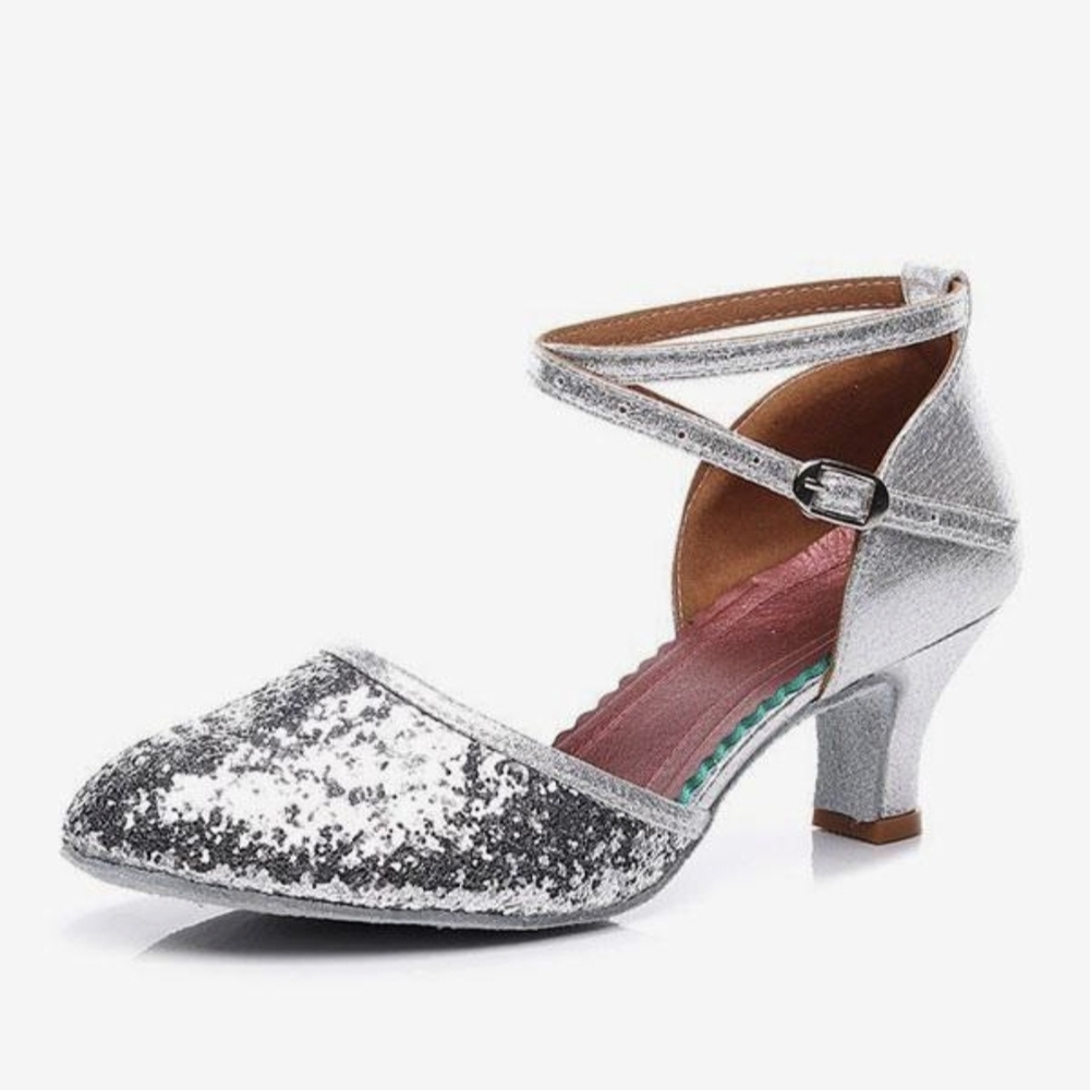 Silver Glittery Latin Dance Shoes Polyester Silver Round Toe Dance Shoes